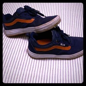 Men’s  VANS shoes.